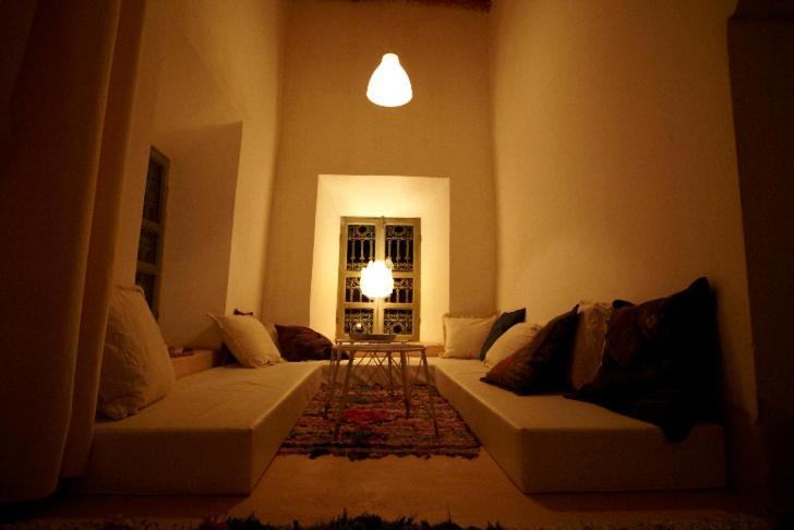 Kasbah Ait Moussa Bed & Breakfast Kelaat-M'Gouna Eksteriør bilde
